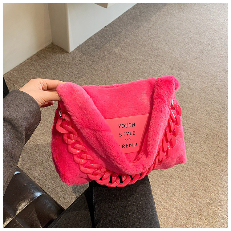 Women's Medium Plush Letter Classic Style Square Zipper Underarm Bag display picture 4