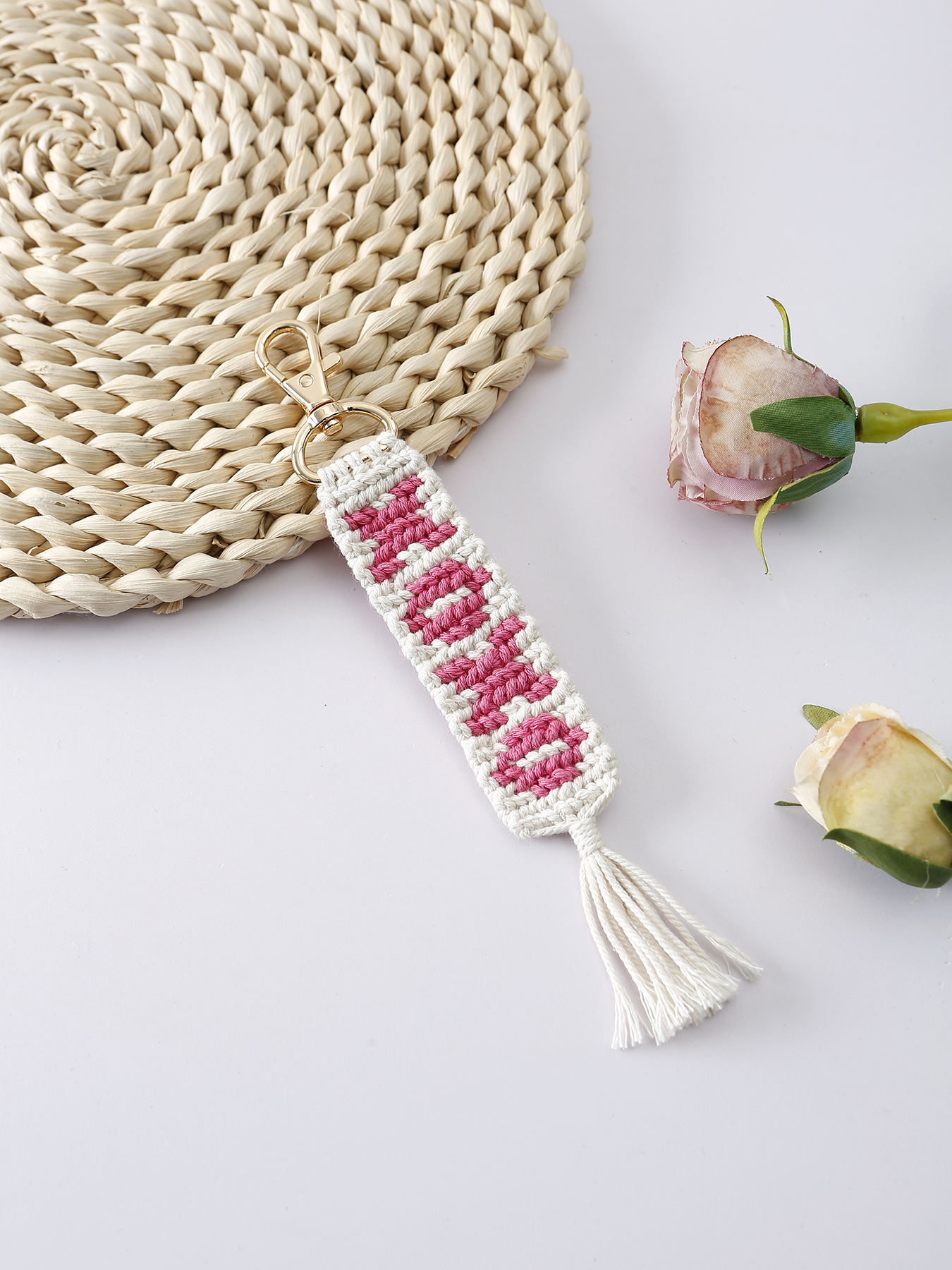 Einfacher Stil Brief Baumwolle Stricken Quaste Valentinstag Taschenanhänger display picture 1