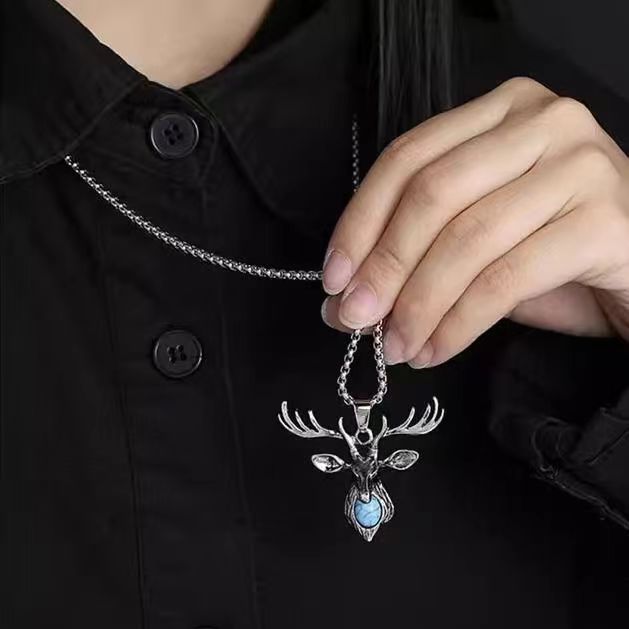 Elegant Simple Style Deer Alloy Acrylic Unisex Pendant Necklace display picture 2