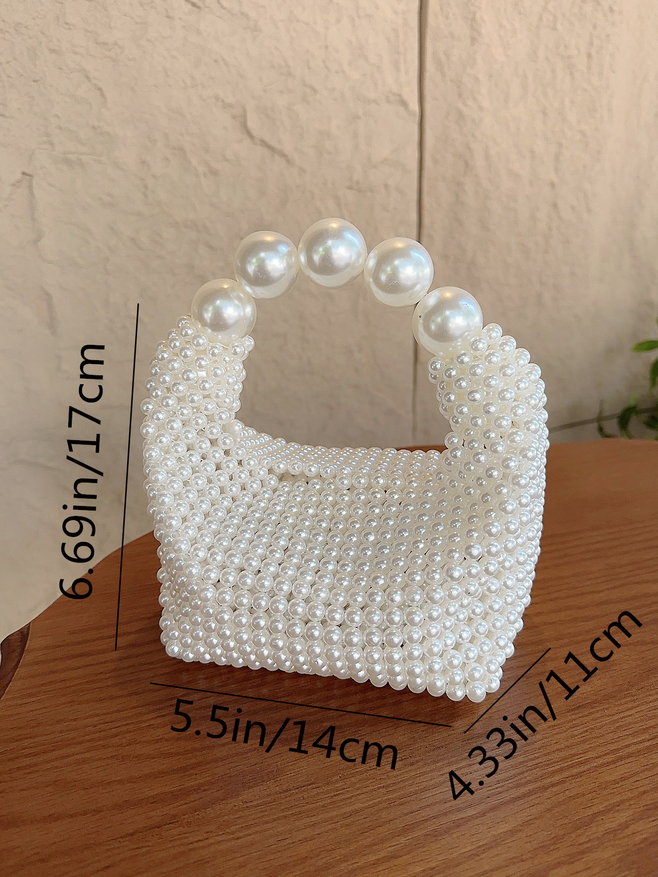 Women's Polyester Solid Color Elegant Classic Style Pearls Zipper Handbag display picture 3