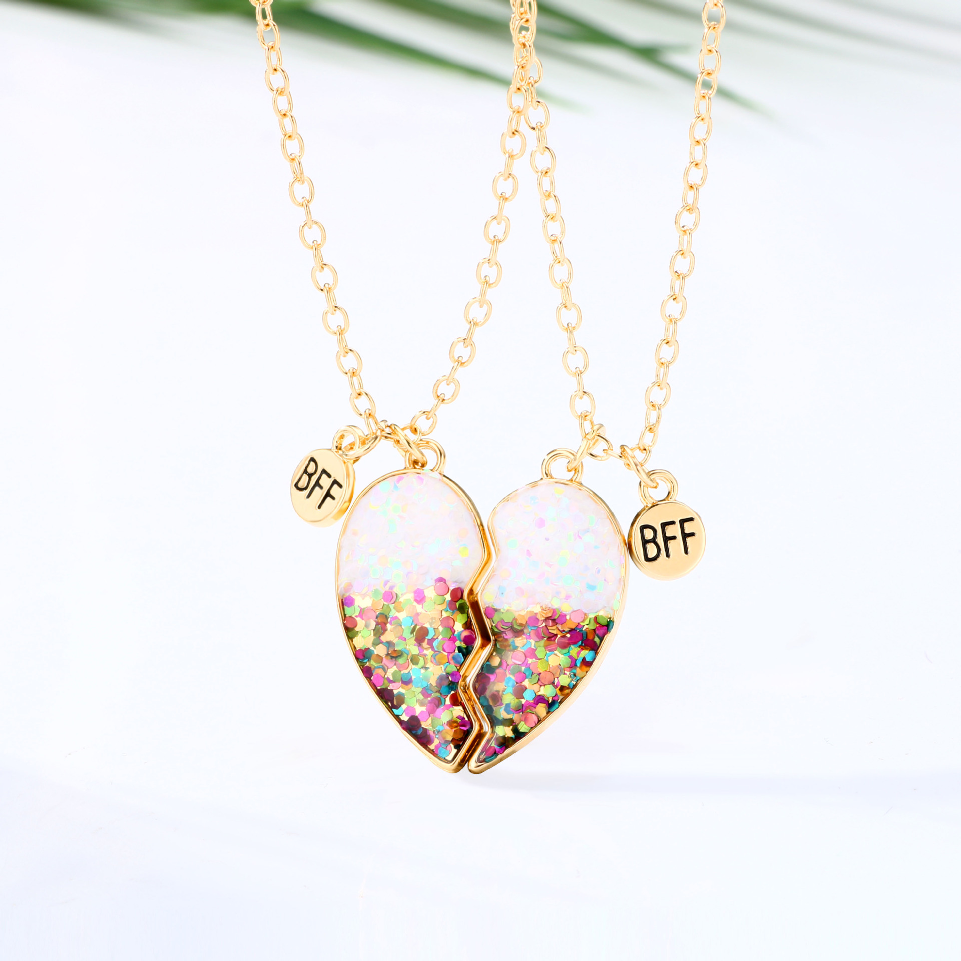 Wholesale Jewelry Casual Cute Heart Shape Alloy Pendant Necklace display picture 5