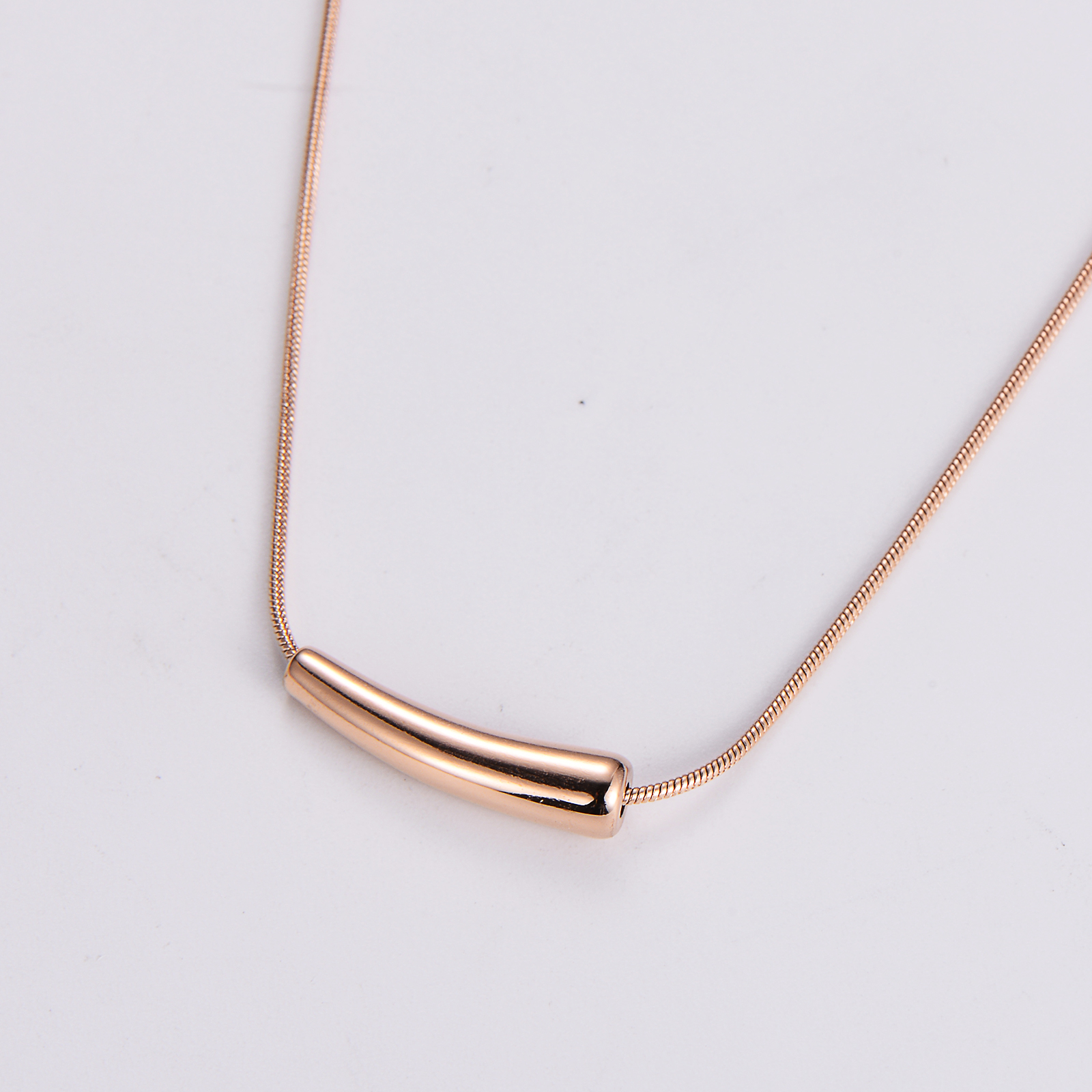 Stainless Steel 18K Gold Plated Rose Gold Plated Simple Style Geometric Pendant Necklace display picture 3