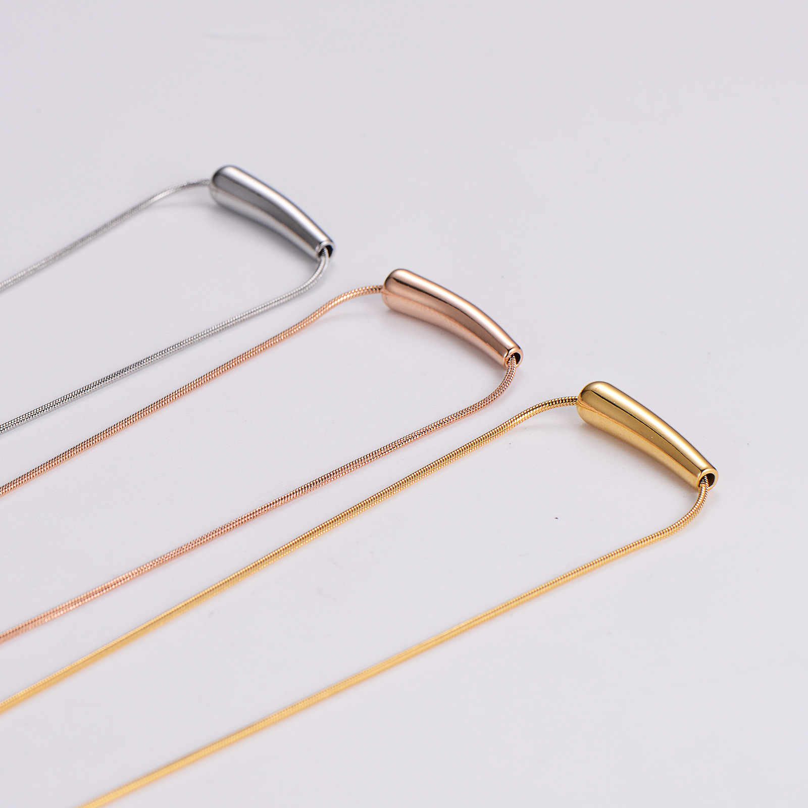 Stainless Steel 18K Gold Plated Rose Gold Plated Simple Style Geometric Pendant Necklace display picture 5
