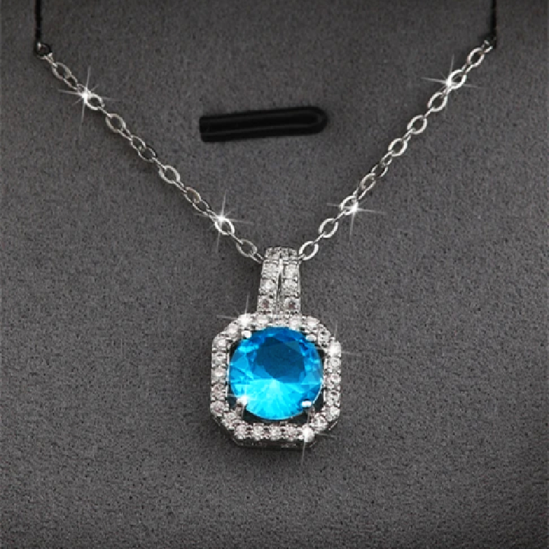 201 Stainless Steel White Gold Plated Gold Plated Classic Style Plating Inlay Square Glass Zircon Pendant Necklace display picture 6