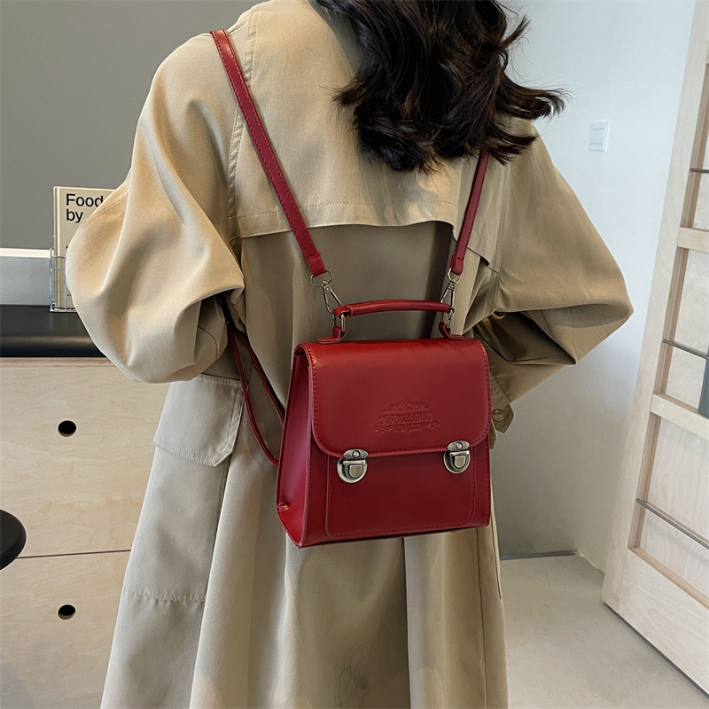 Women's Pu Leather Solid Color Vintage Style Square Flip Cover Fashion Backpack display picture 8