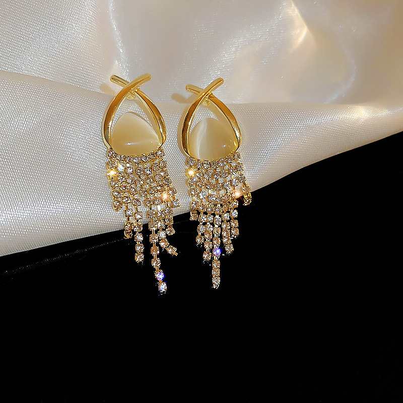 1 Pair Elegant Sweet Tassel Plating Inlay Alloy Rhinestones Opal Drop Earrings display picture 7