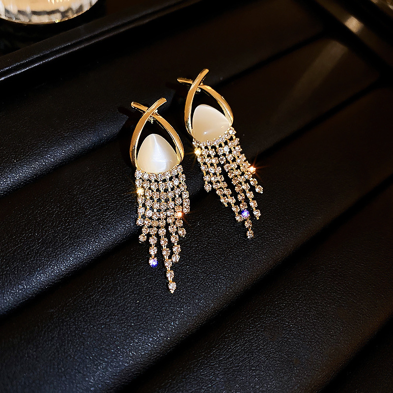 1 Pair Elegant Sweet Tassel Plating Inlay Alloy Rhinestones Opal Drop Earrings display picture 10