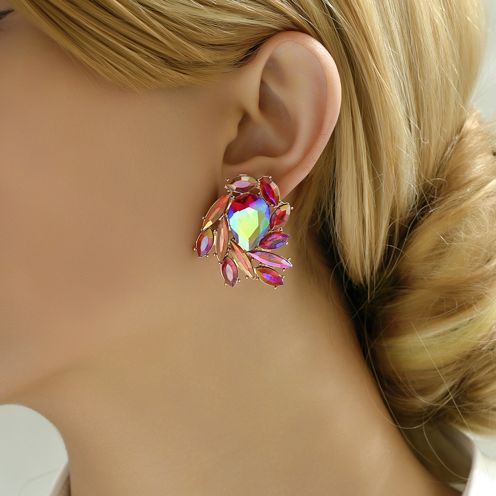 1 Pair Elegant Luxurious Shiny Wings Plating Metal Inlay Zinc Alloy Glass Ear Studs display picture 6