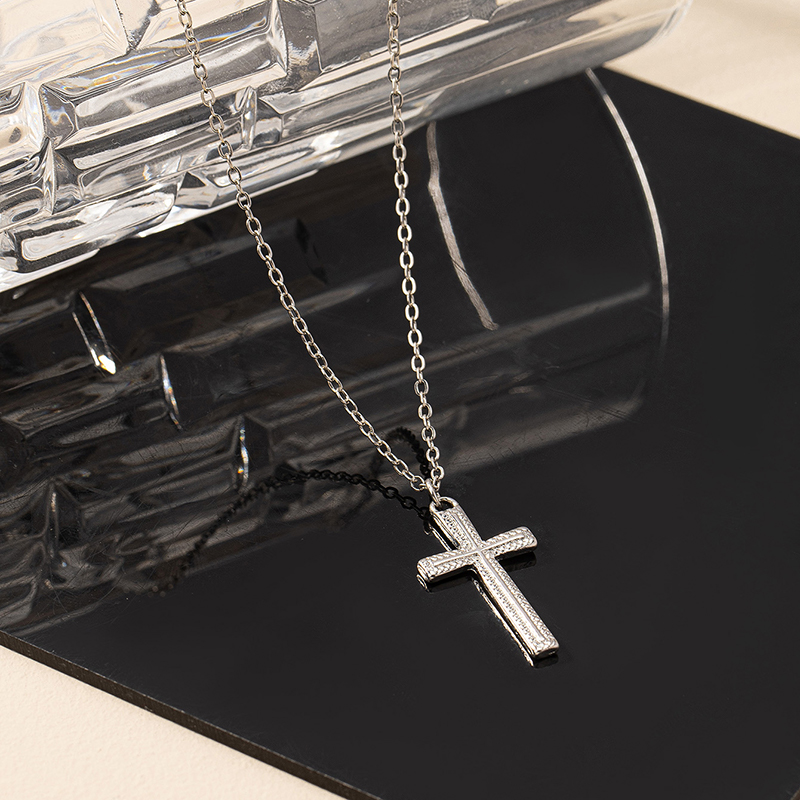 Retro Simple Style Cross Alloy Zinc Plating Women's Pendant Necklace display picture 1