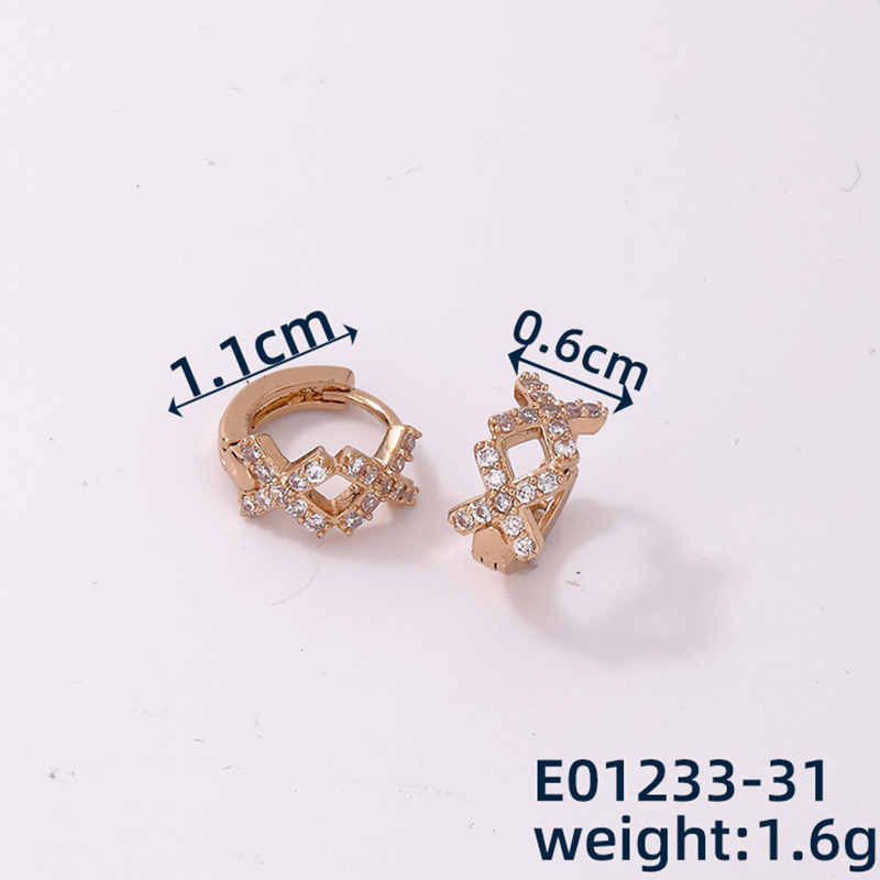 1 Piece Casual Simple Style Geometric Copper Zircon Rose Gold Plated Silver Plated Hoop Earrings display picture 3