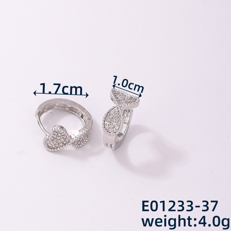 1 Paar Lässig Einfacher Stil Geometrisch Kupfer Zirkon Reif Ohrringe display picture 4