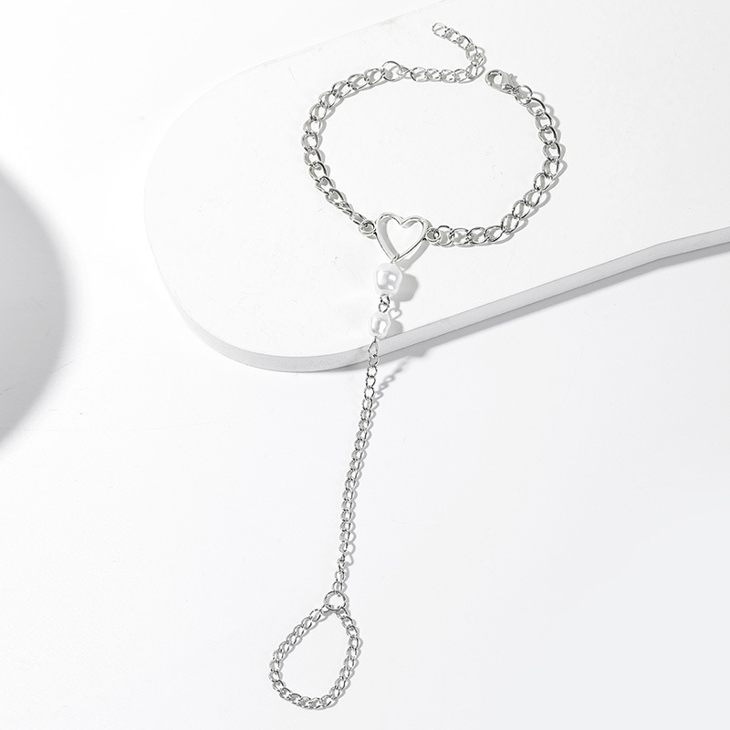 Simple Style Geometric Heart Shape Alloy Plating Women's Bracelets display picture 3