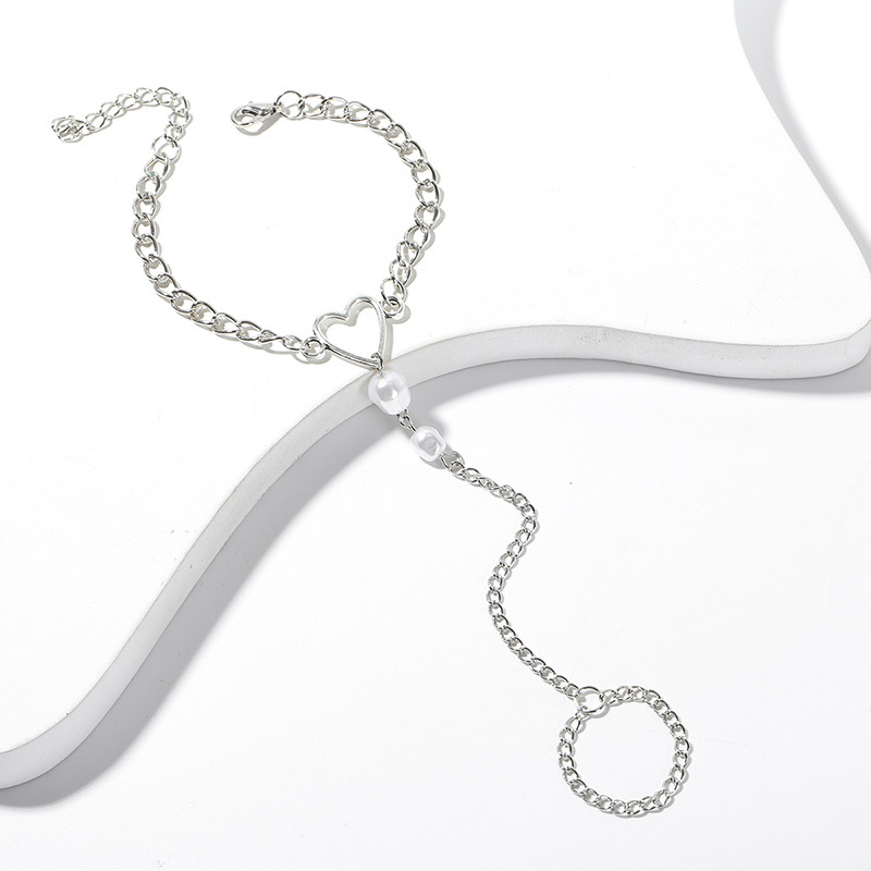 Simple Style Geometric Heart Shape Alloy Plating Women's Bracelets display picture 5