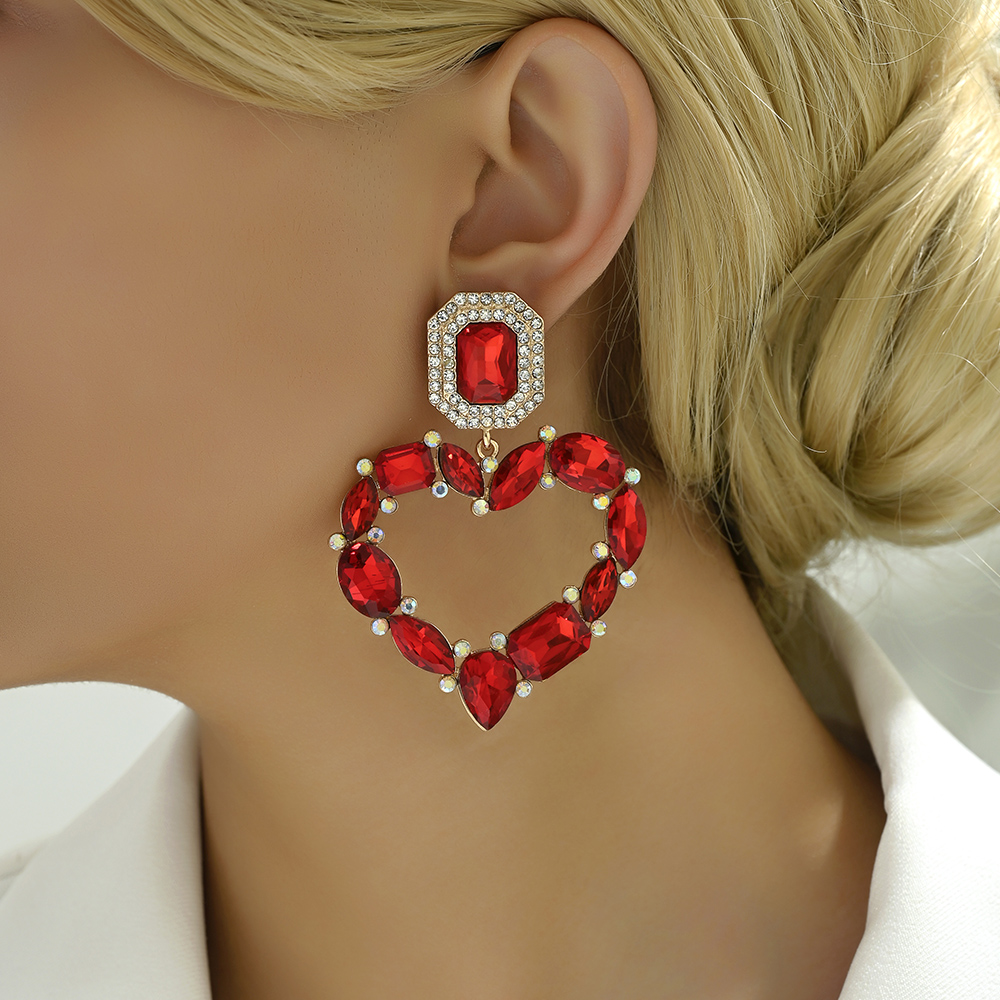 1 Pair Elegant Romantic Heart Shape Plating Inlay Alloy Glass Drop Earrings display picture 9