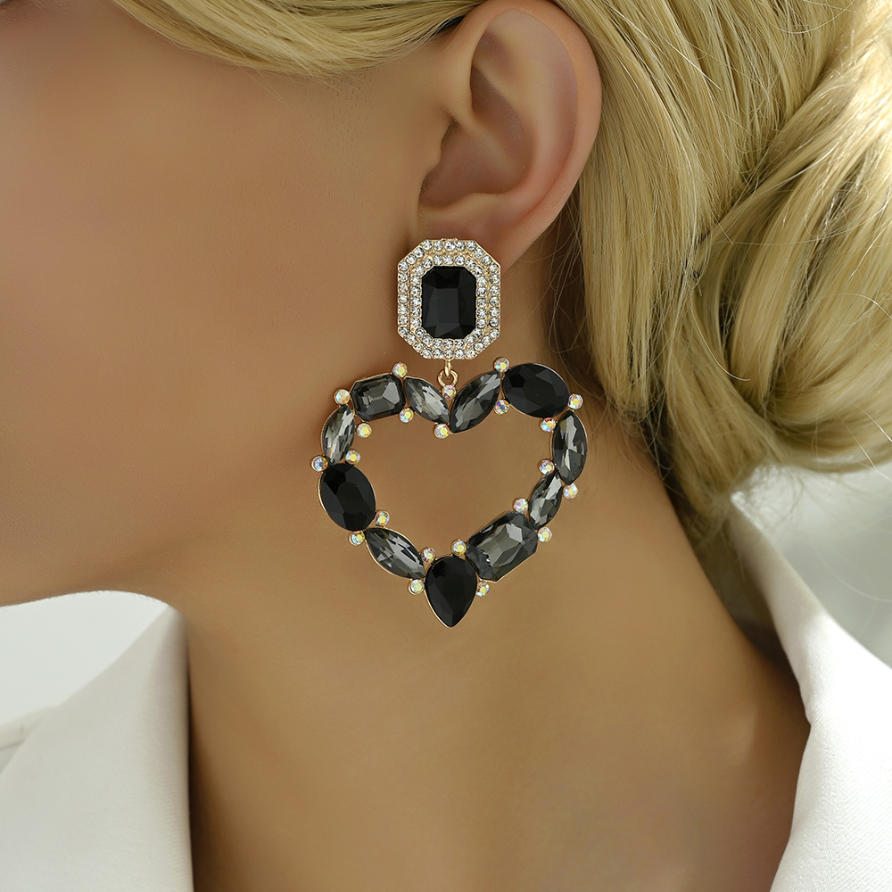 1 Pair Elegant Romantic Heart Shape Plating Inlay Alloy Glass Drop Earrings display picture 10