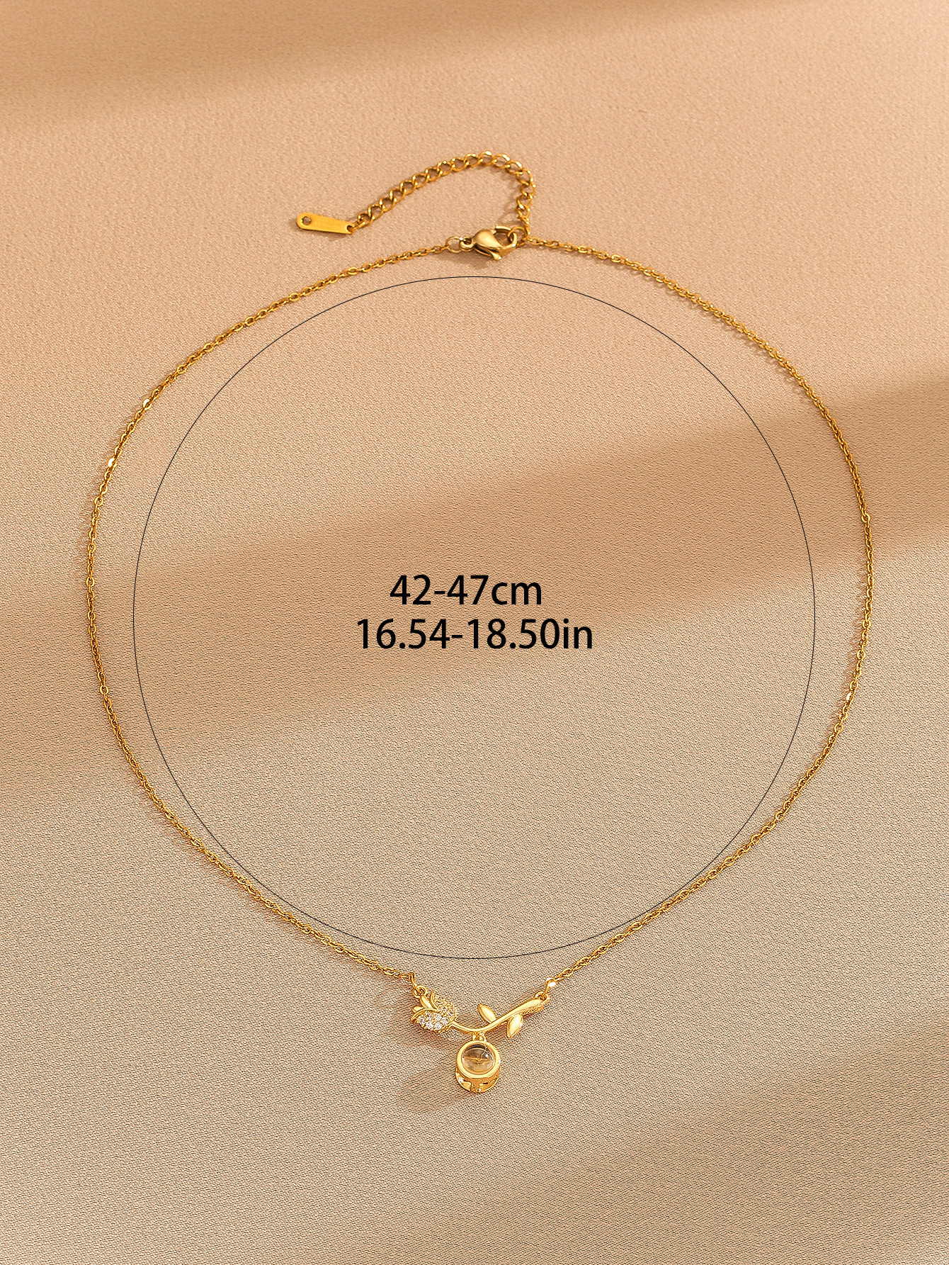 Einfacher Stil Blume Kupfer 18 Karat Vergoldet Halskette Mit Anhänger display picture 5