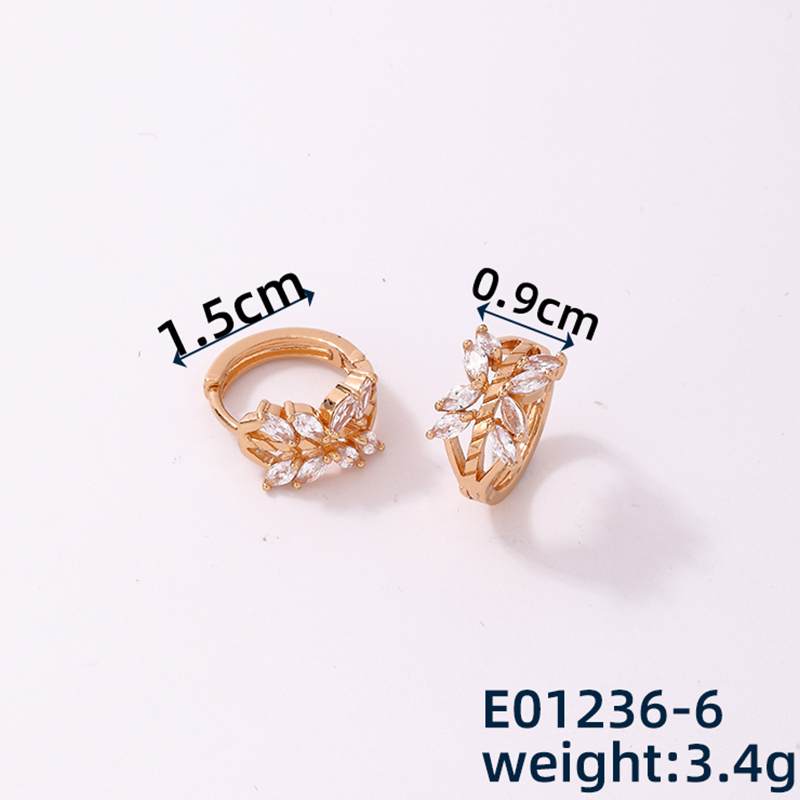 1 Piece Casual Simple Style Leaves Copper Zircon K Gold Plated Rhodium Plated Huggie Earrings display picture 1