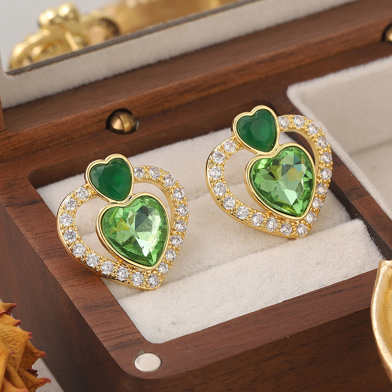 1 Pair Cute Sweet Heart Shape Plating Inlay Copper Glass Zircon 18k Gold Plated Ear Studs display picture 6