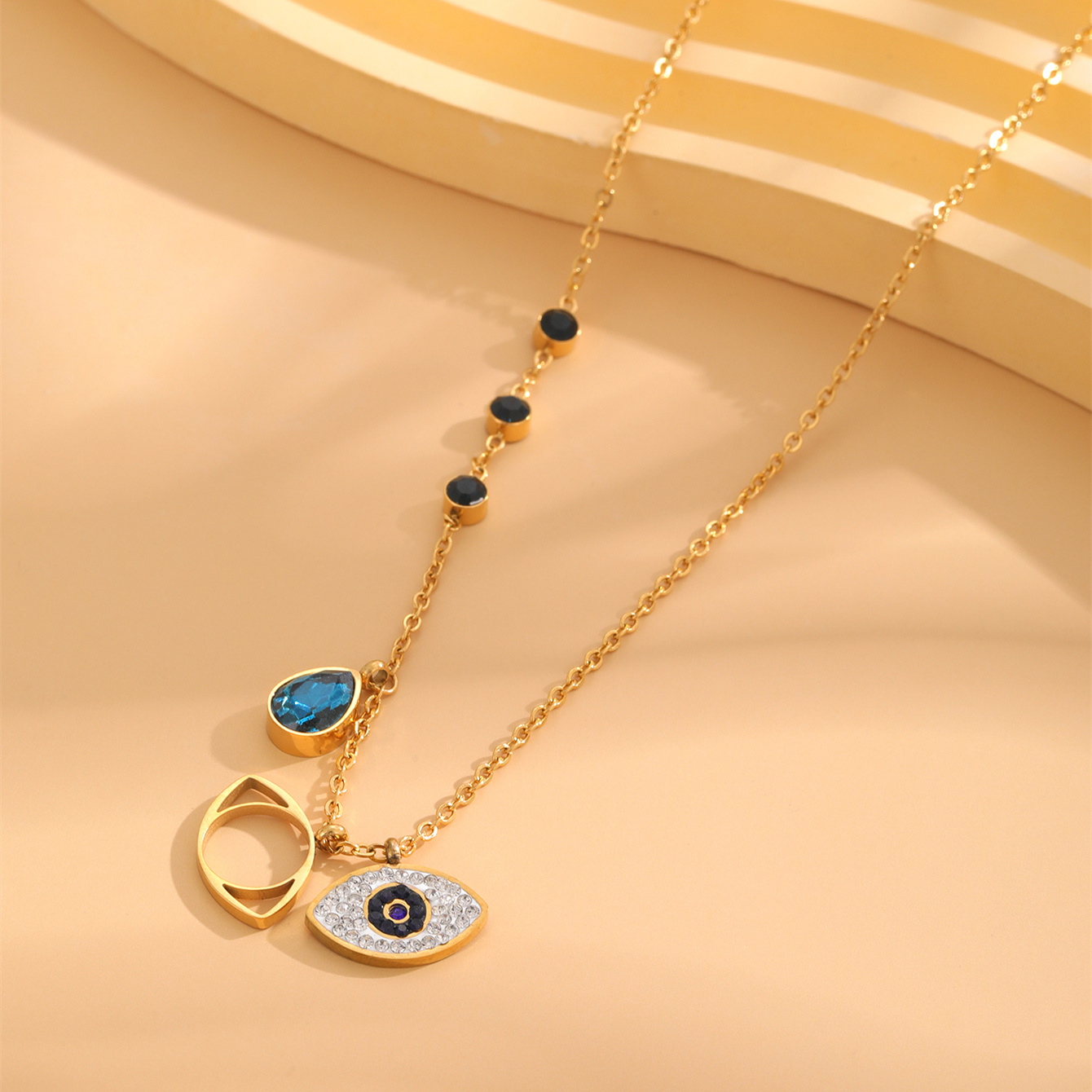 304 Stainless Steel 18K Gold Plated Simple Style Plating Inlay Devil's Eye Water Droplets Rhinestones Pendant Necklace display picture 2