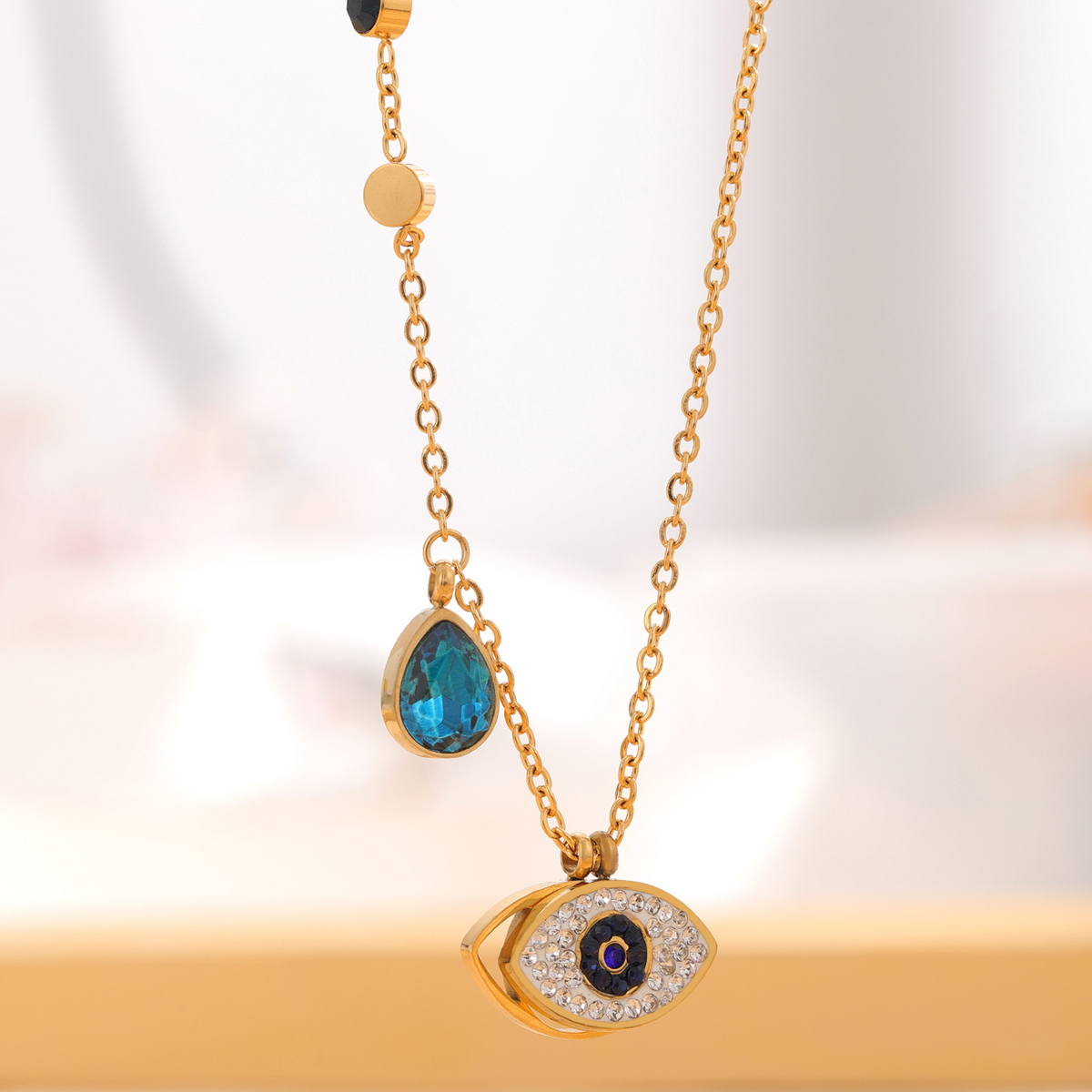 304 Stainless Steel 18K Gold Plated Simple Style Plating Inlay Devil's Eye Water Droplets Rhinestones Pendant Necklace display picture 6