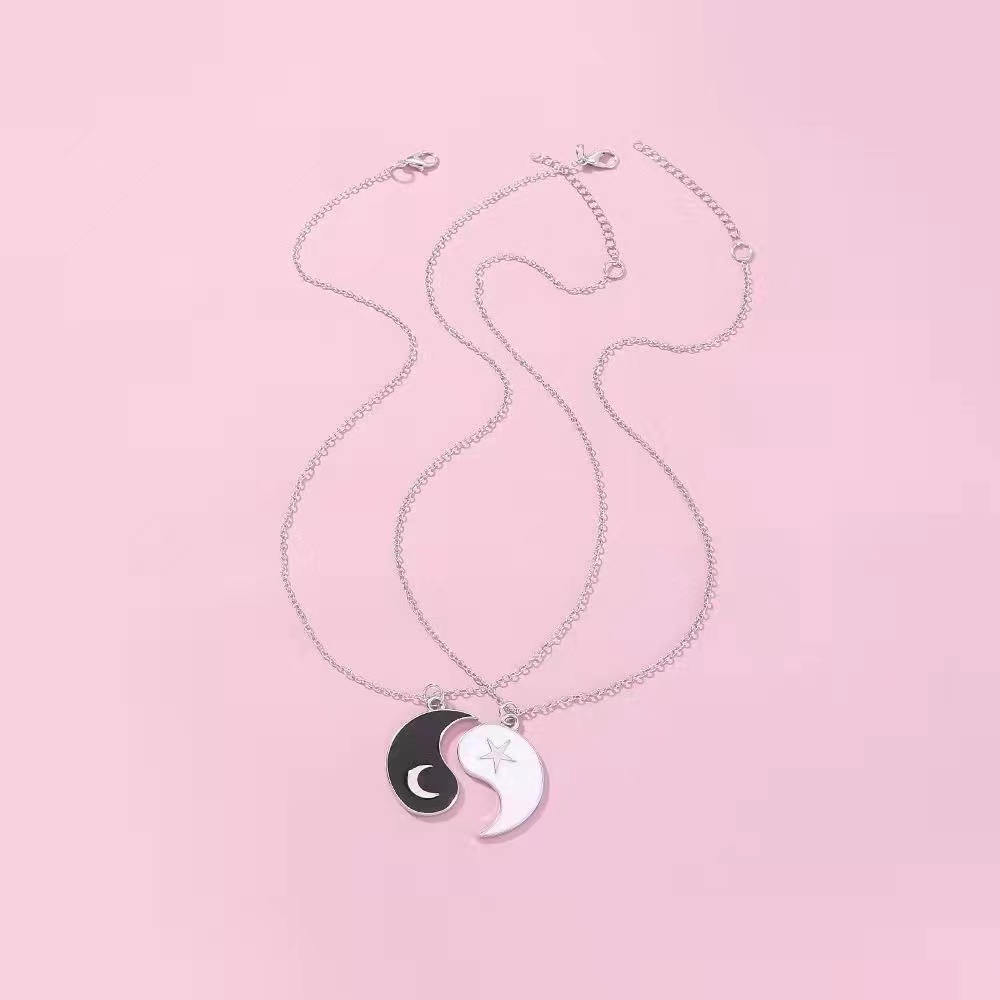Einfacher Stil Tai Chi Stern Mond Legierung Unisex Halskette Mit Anhänger display picture 1