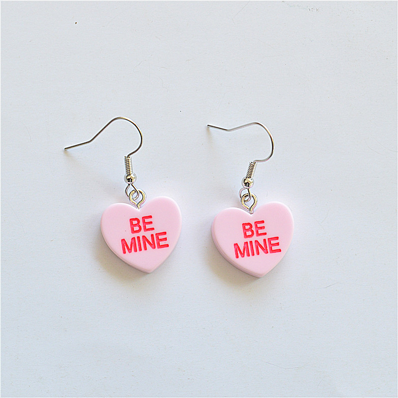 1 Pair Cute Letter Heart Shape Resin Metal Drop Earrings display picture 4