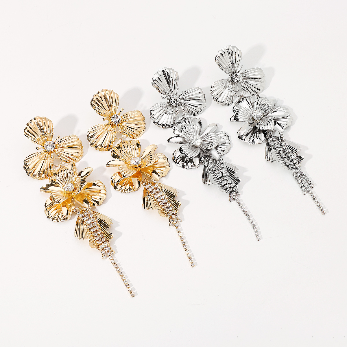 1 Pair Casual Elegant Flower Tassel Alloy Rhinestones Drop Earrings display picture 3