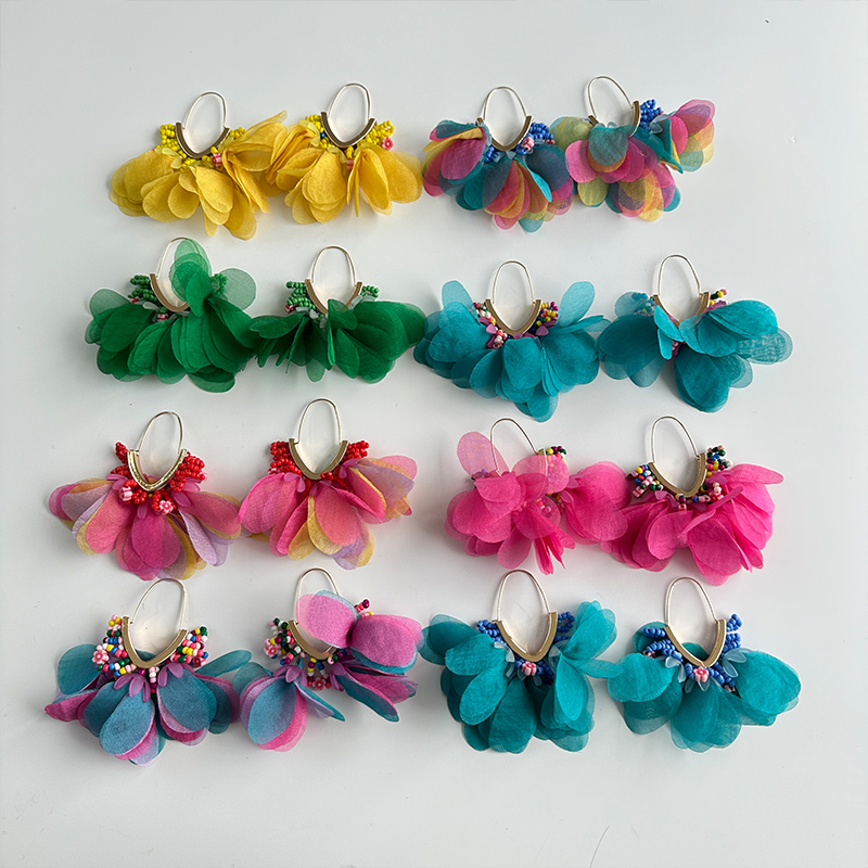 1 Pair Sweet Flower Alloy Cloth Glass Drop Earrings display picture 14