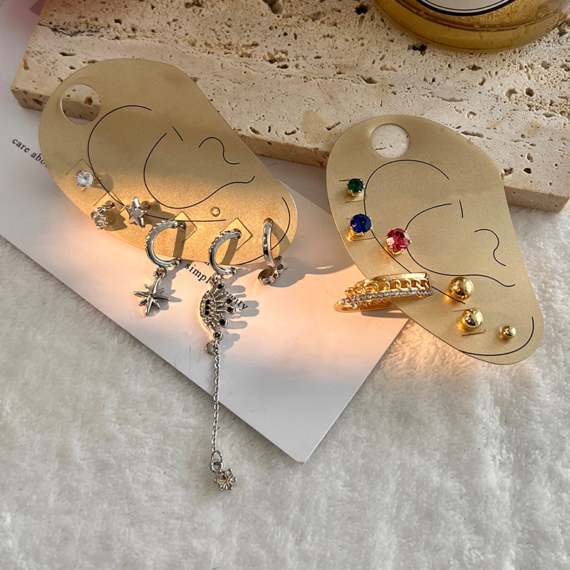 Wholesale Jewelry Simple Style Shiny Star Alloy Rhinestones Tassel Drop Earrings Ear Studs display picture 17