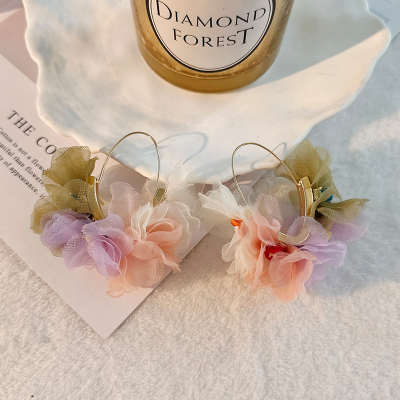 1 Pair Sweet Flower Alloy Cloth Resin Drop Earrings display picture 17