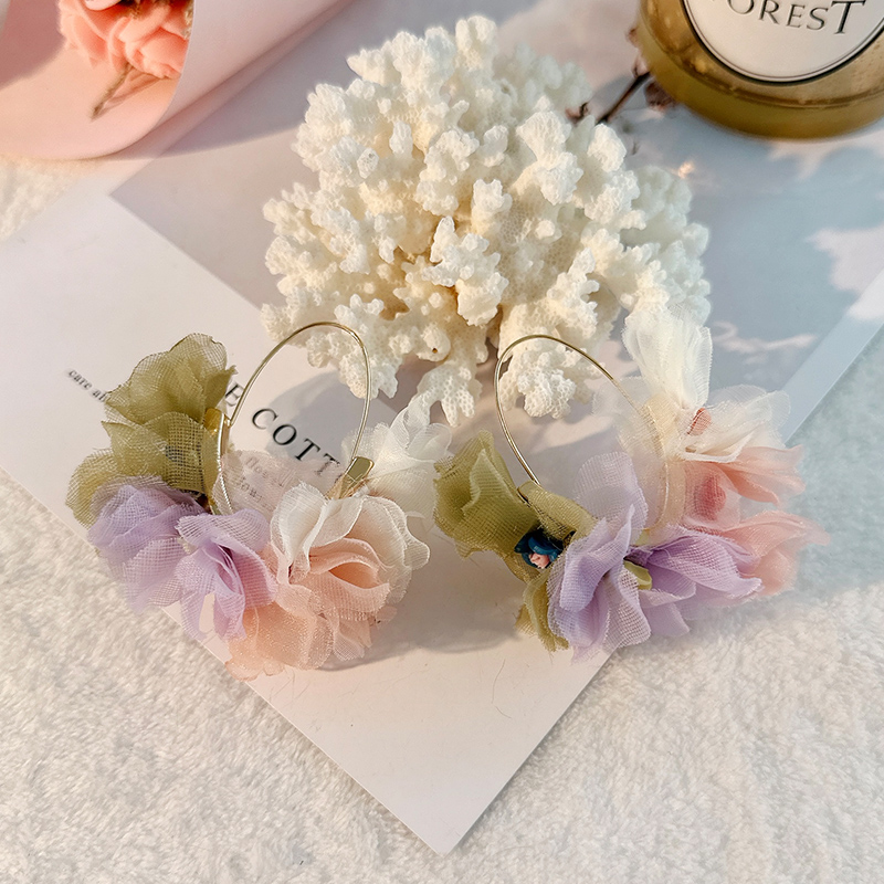 1 Pair Sweet Flower Alloy Cloth Resin Drop Earrings display picture 20