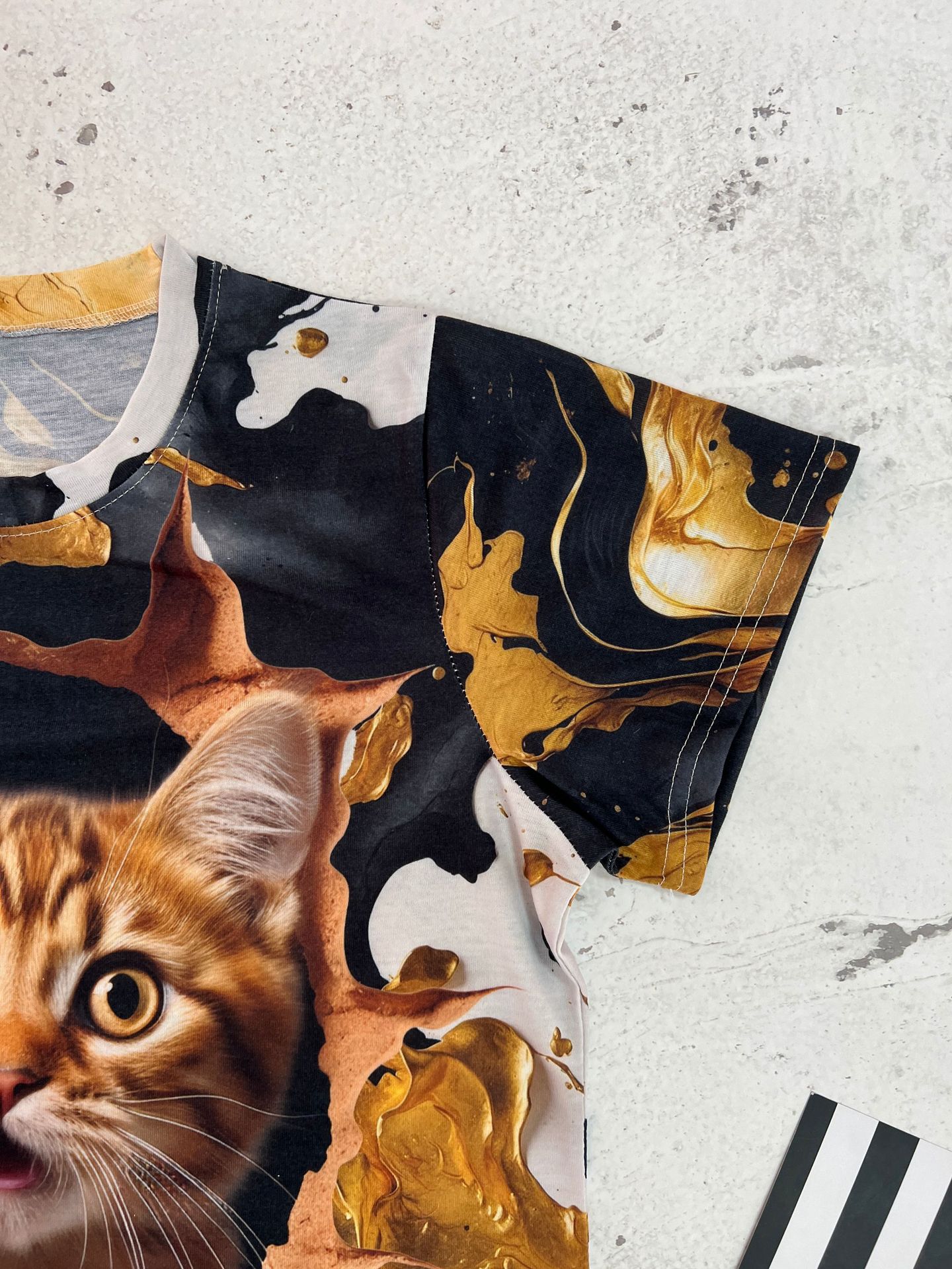 Frau T-shirt Kurzarm T-shirts Lässig Einfacher Stil Katze display picture 3