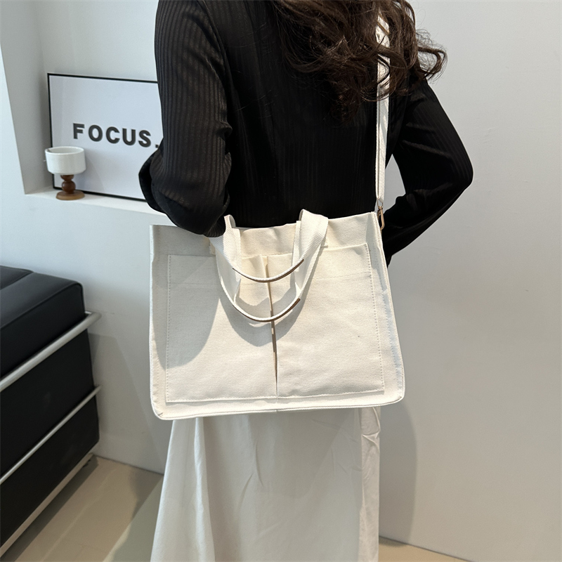 Women's Canvas Solid Color Classic Style Square Zipper Shoulder Bag display picture 2