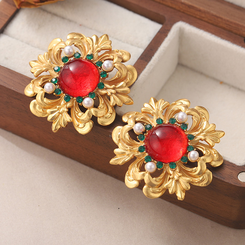 1 Pair Vintage Style French Style Flower Plating Inlay Copper Rhinestones Glass Stone Pearl 18k Middle Ancient Gold Ear Studs display picture 2