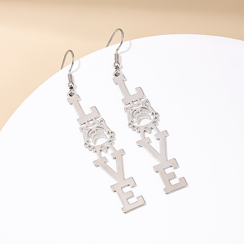 1 Pair Retro Exaggerated Letter Tiger Hollow Out Alloy Drop Earrings display picture 5