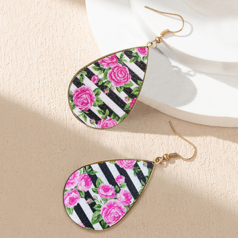 1 Pair Vintage Style Stripe Water Droplets Flower Pu Leather Alloy Drop Earrings display picture 2