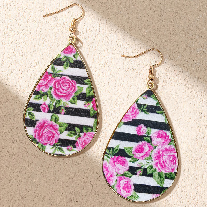 1 Pair Vintage Style Stripe Water Droplets Flower Pu Leather Alloy Drop Earrings display picture 3