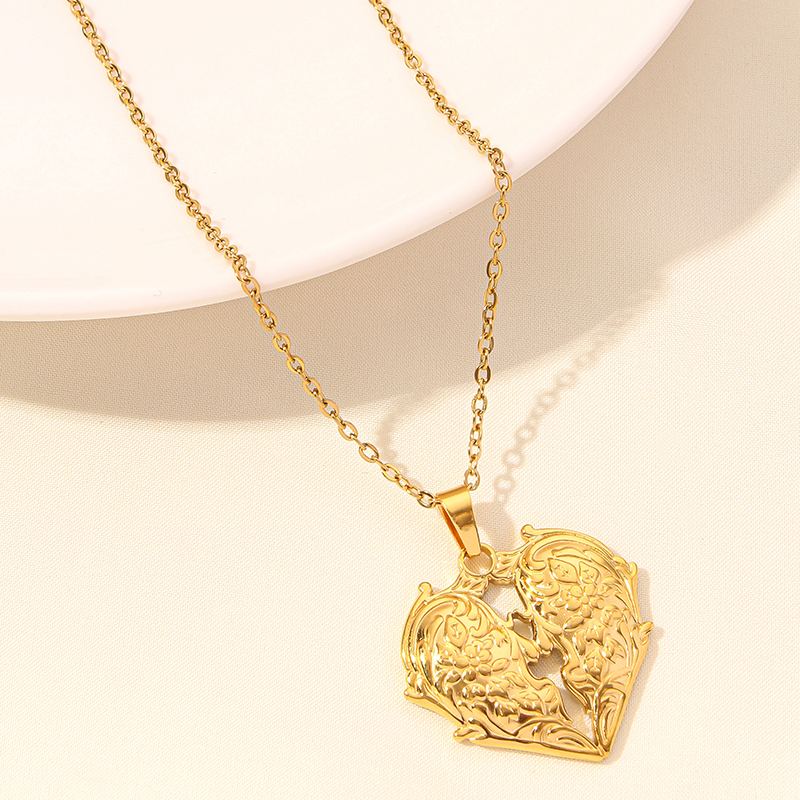 Elegant Simple Style Heart Shape Wings Stainless Steel Plating Hollow Out 18k Gold Plated Pendant Necklace display picture 6