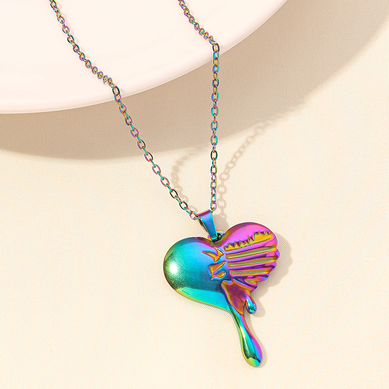 Simple Style Heart Shape Stainless Steel Plating 18k Gold Plated Pendant Necklace display picture 17