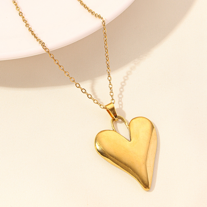 Elegant Cute Heart Shape Stainless Steel Plating 18k Gold Plated Pendant Necklace display picture 7