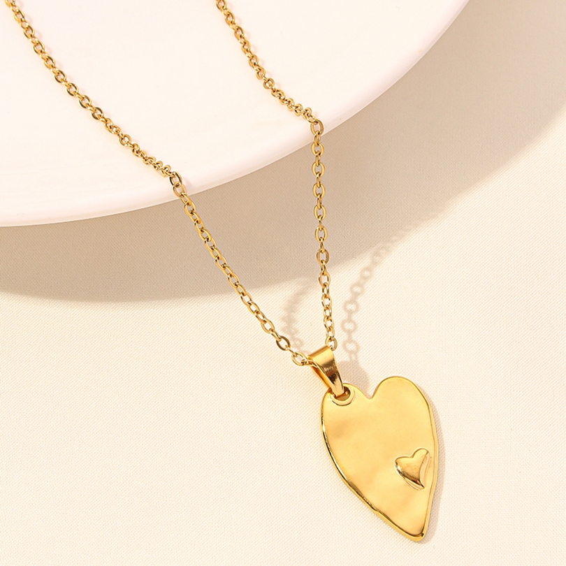 Elegant Cute Heart Shape Stainless Steel Plating 18k Gold Plated Pendant Necklace display picture 8