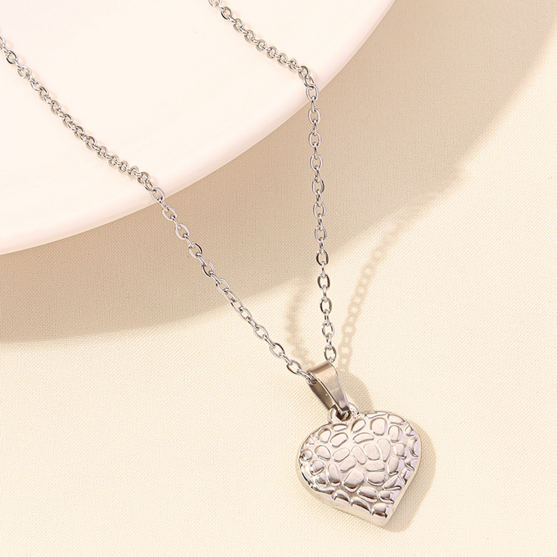 Elegant Cute Heart Shape Stainless Steel Plating 18k Gold Plated Pendant Necklace display picture 26
