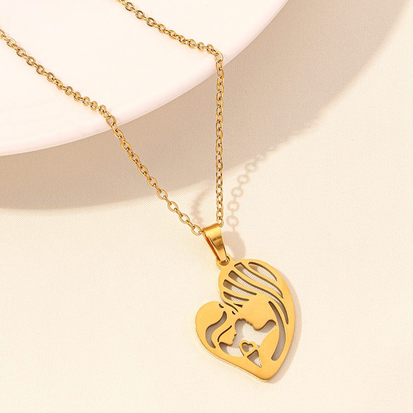 Elegant Simple Style Human Heart Shape Stainless Steel Plating Hollow Out 18k Gold Plated Pendant Necklace display picture 9