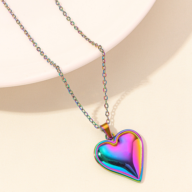 Elegant Simple Style Human Heart Shape Stainless Steel Plating Hollow Out 18k Gold Plated Pendant Necklace display picture 19