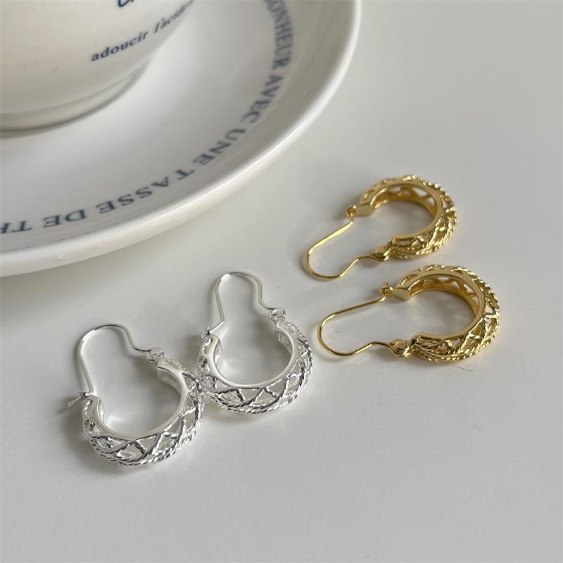 1 Pair Simple Style Solid Color Plating Copper Silver Plated Earrings display picture 6