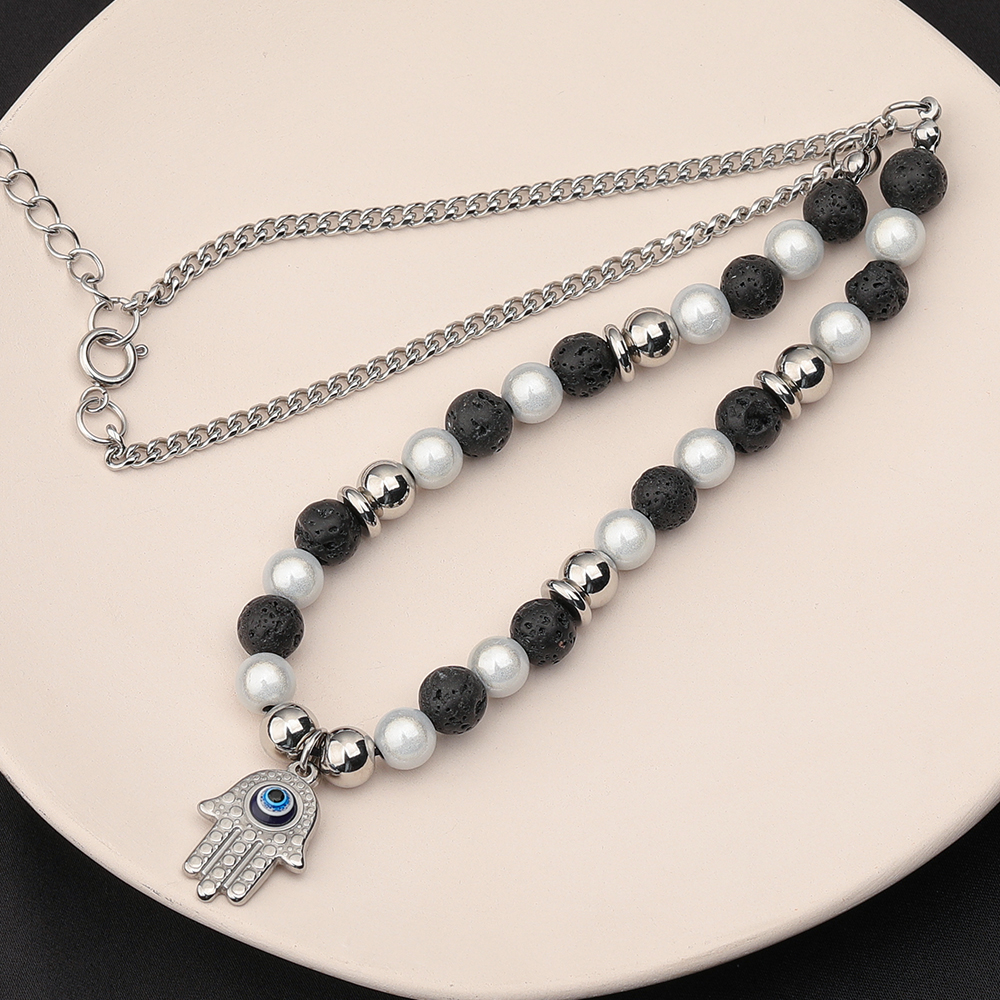 304 Stainless Steel Casual Simple Style Classic Style Beaded Devil's Eye Palm Pendant Necklace display picture 7