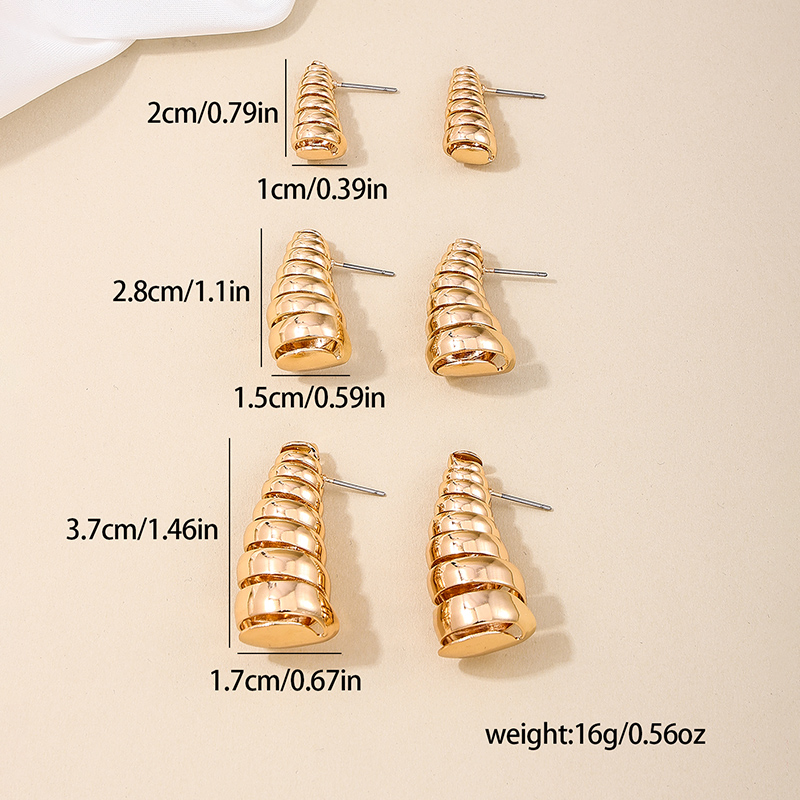 1 Pair Elegant Retro Exaggerated Solid Color Pleated Hollow Out Alloy Ear Studs display picture 3