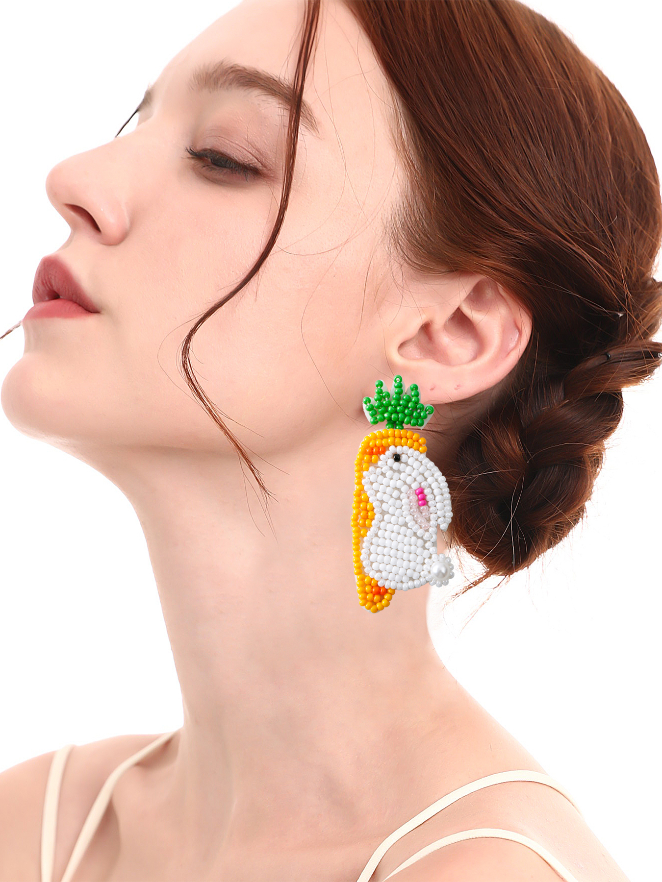 1 Pair Pastoral Rabbit Carrot Handmade Braid Alloy Seed Bead Drop Earrings display picture 4