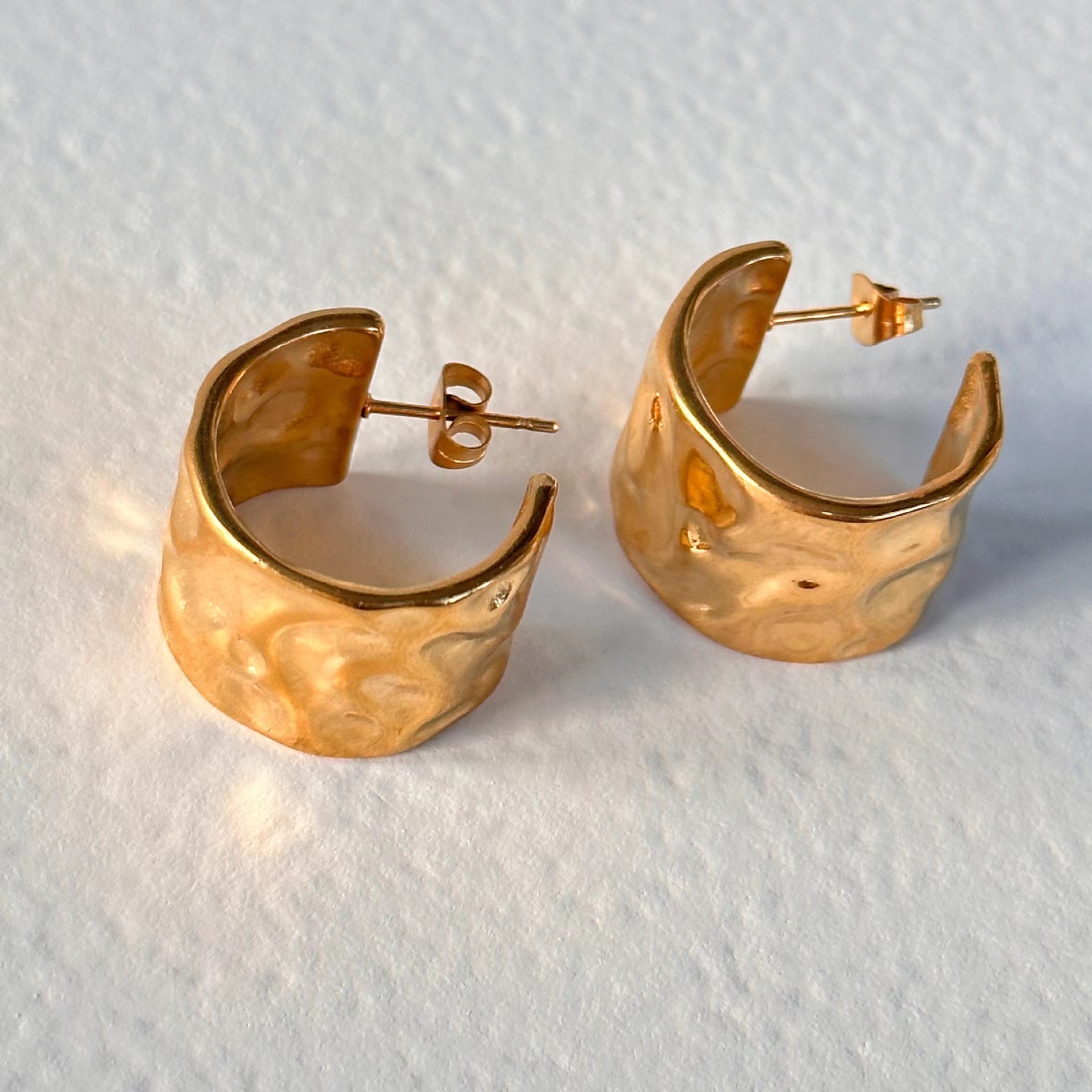 1 Pair Vintage Style C Shape Polishing Plating 304 Stainless Steel 18K Gold Plated Ear Studs display picture 3