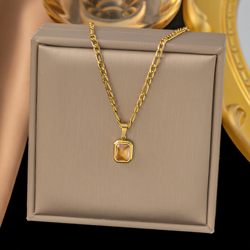 304 Stainless Steel 18K Gold Plated IG Style Simple Style Polishing Plating Inlay Square Artificial Rhinestones Pendant Necklace display picture 3
